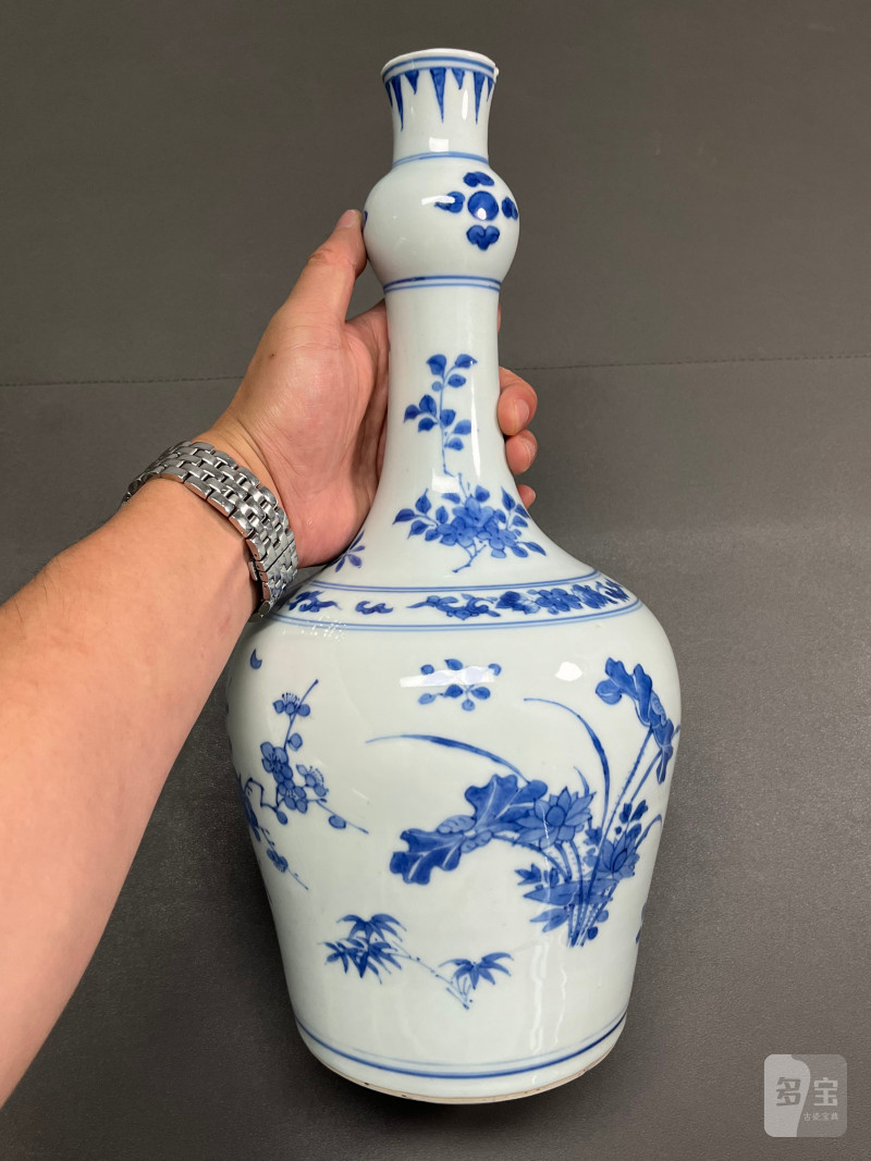 明崇祯 青花花鸟图瓶 - 图10